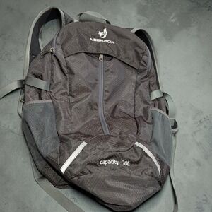NEEKFOX 30L Hiking Daypack Backpack Zip Closure Reflective Trim Black Gray